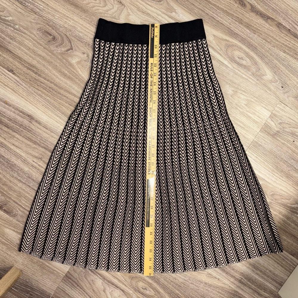 Luna Tan and Black A-Line Skirt – Petite Small